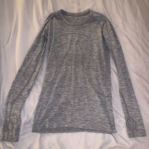 LuluLemon swiftly tech long sleeve crew